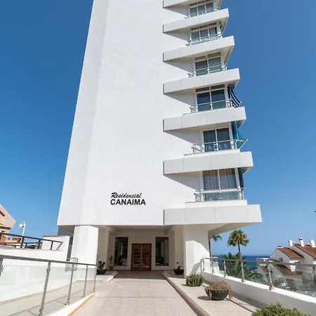 Stunning Beachfront With Sea Views アパート ベナルマデナ